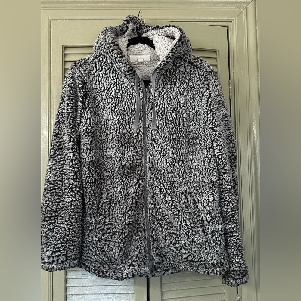 Thread + Supply Fur Sherpa Hoodie Jacket  Size Med